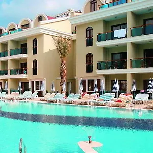 Club Candan Otel